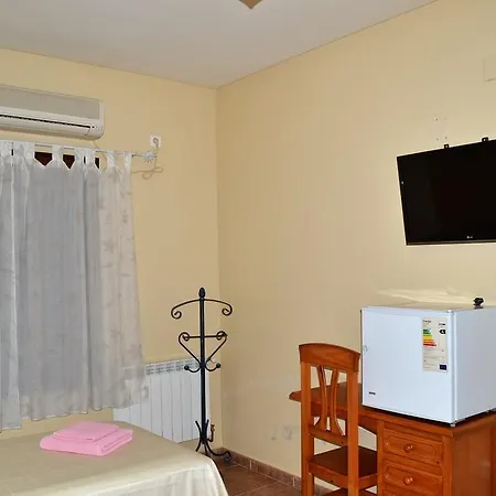 Guest house La Encina 2*